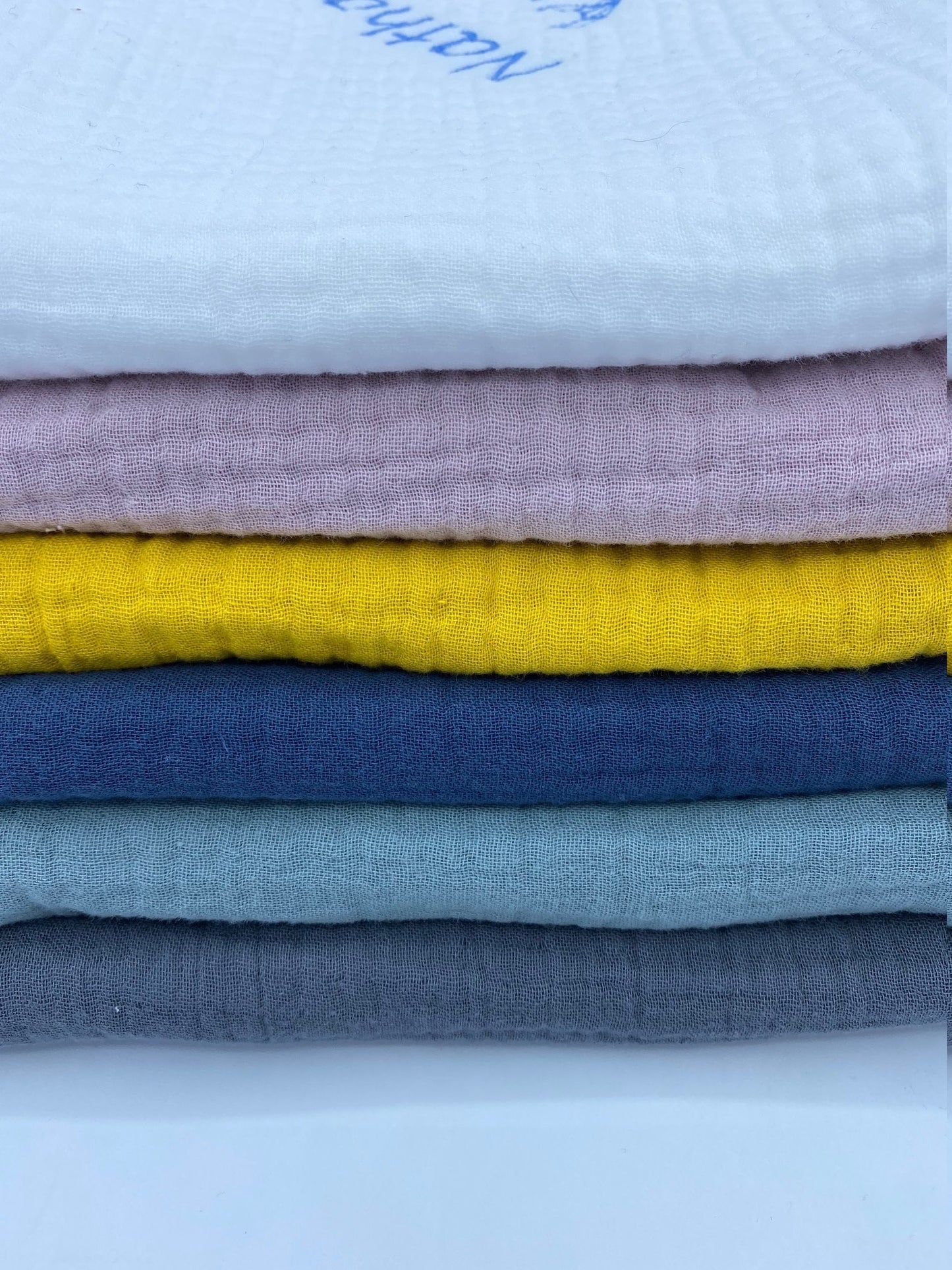 Lange doudou triple gaze de coton brodé personnalisé