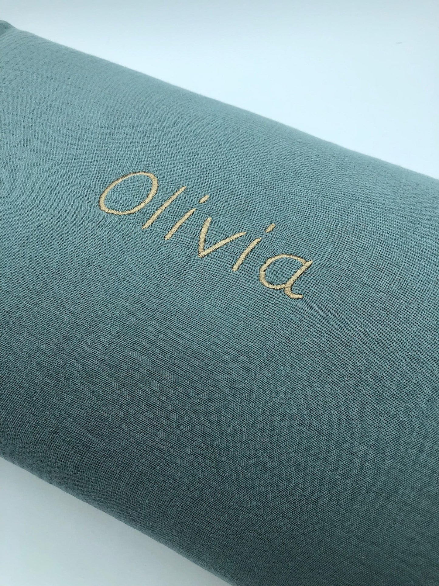 Coussin gaze de coton brodé prénom/mot déhoussable