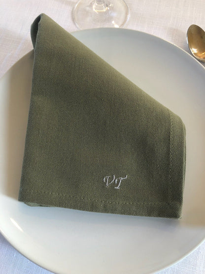 Serviette de table brodée Initiales gris