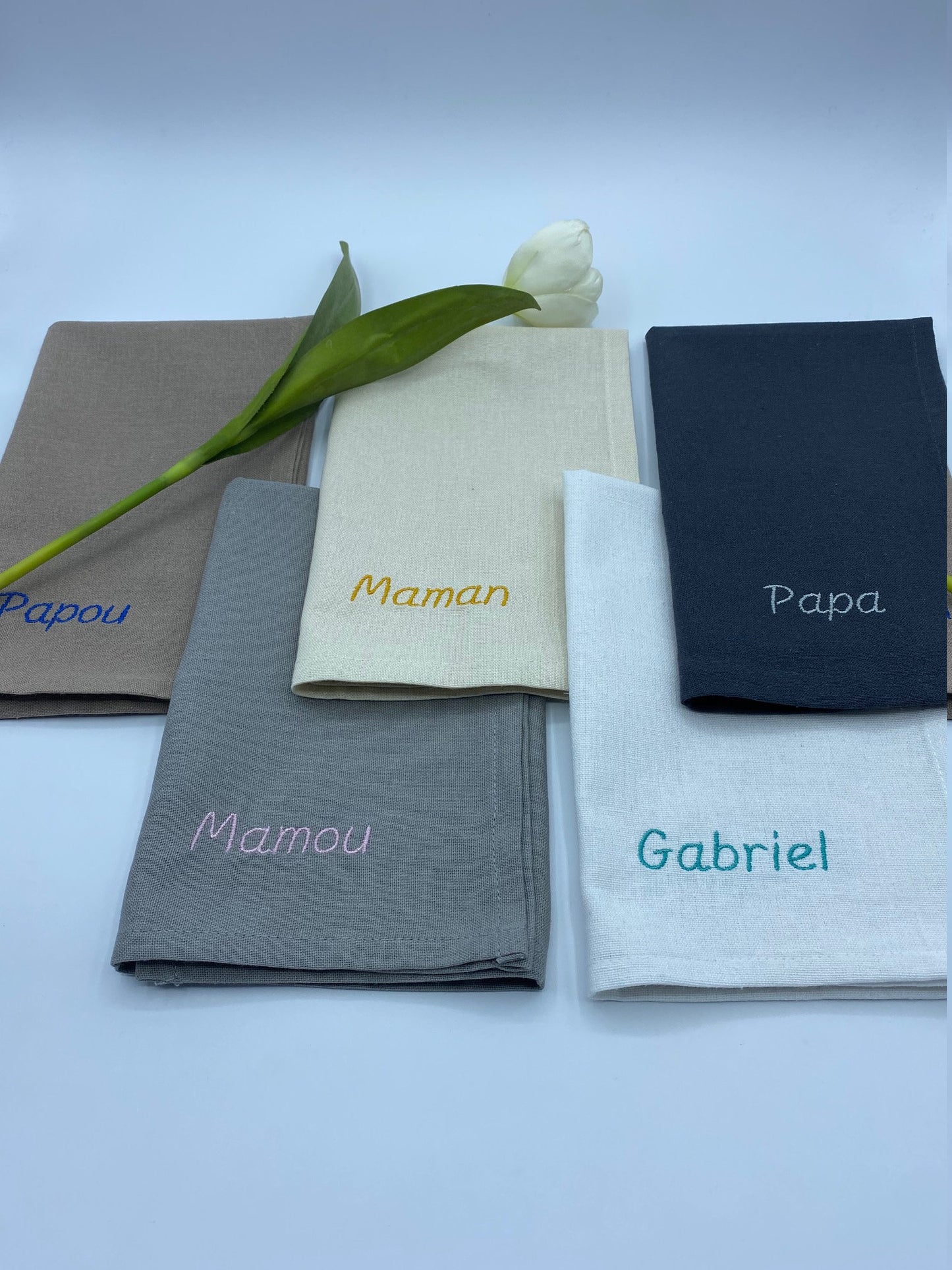 Serviette de table brodée personnalisée
